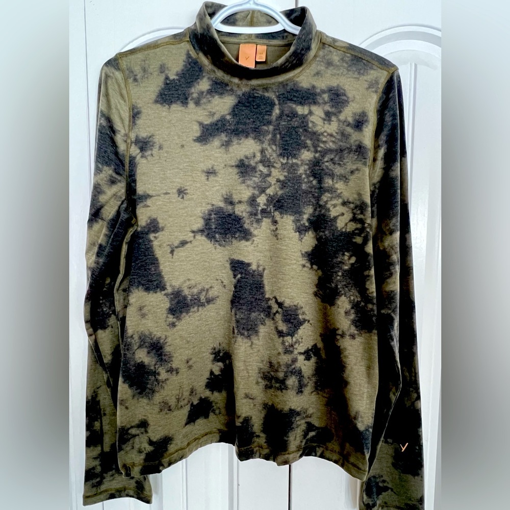 INDYEVA size M - women’s long sleeve